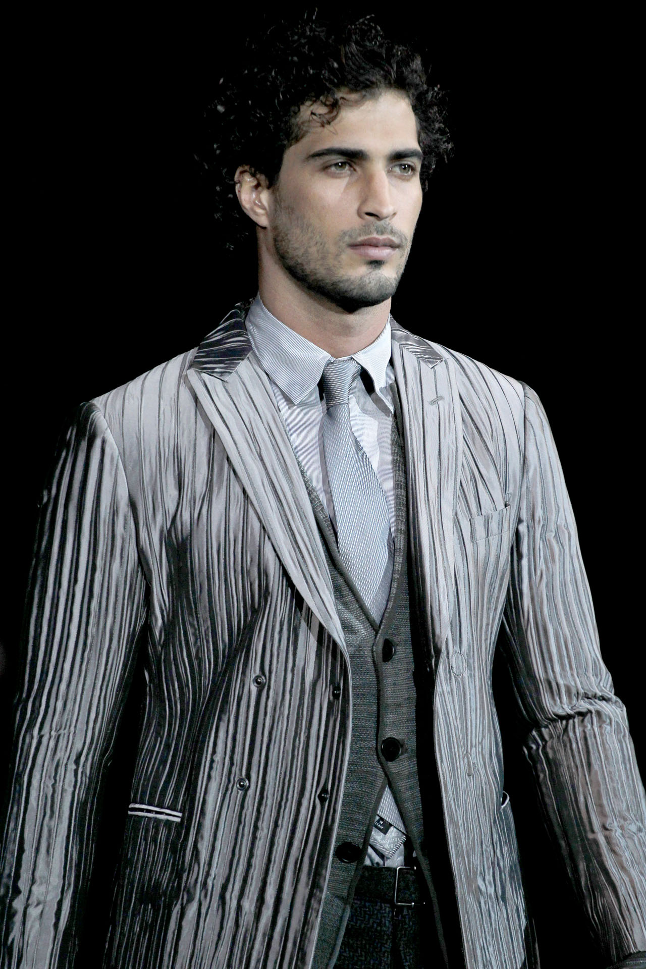 Giorgio Armani 2011ﶬװϸڸͼƬ