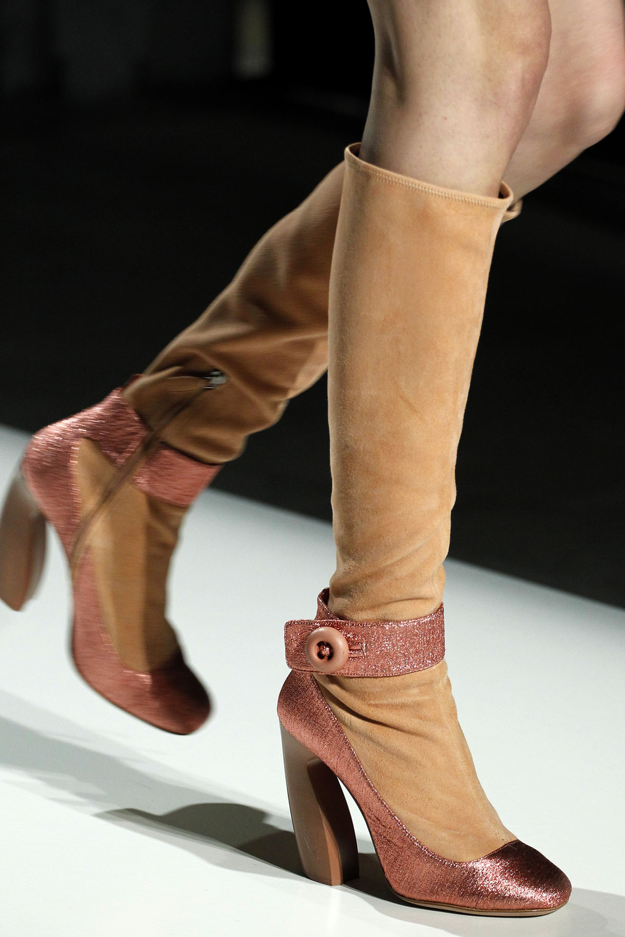 Prada 2011ﶬϸڸͼƬ