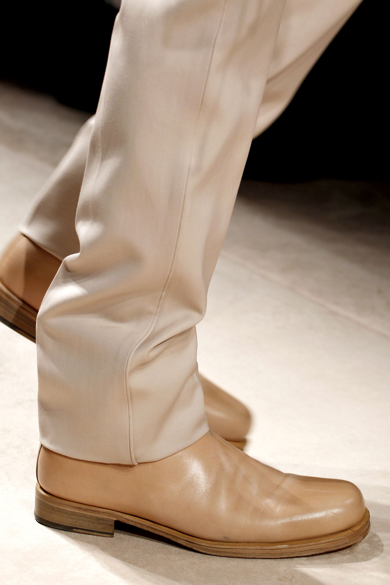 Salvatore Ferragamo 2011ﶬװϸڸͼƬ