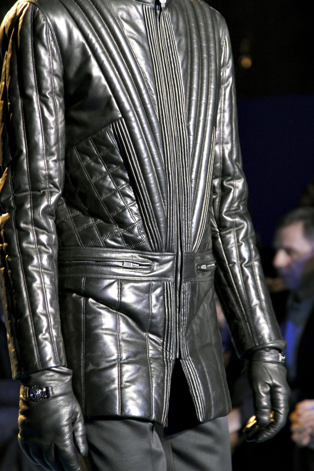 Versace 2011ﶬװϸڸͼƬ