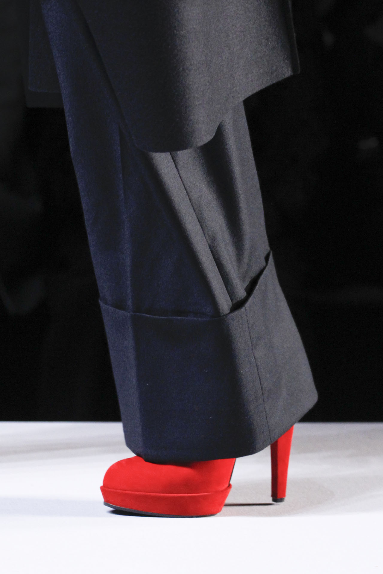 Viktor & Rolf 2011ﶬϸڸͼƬ