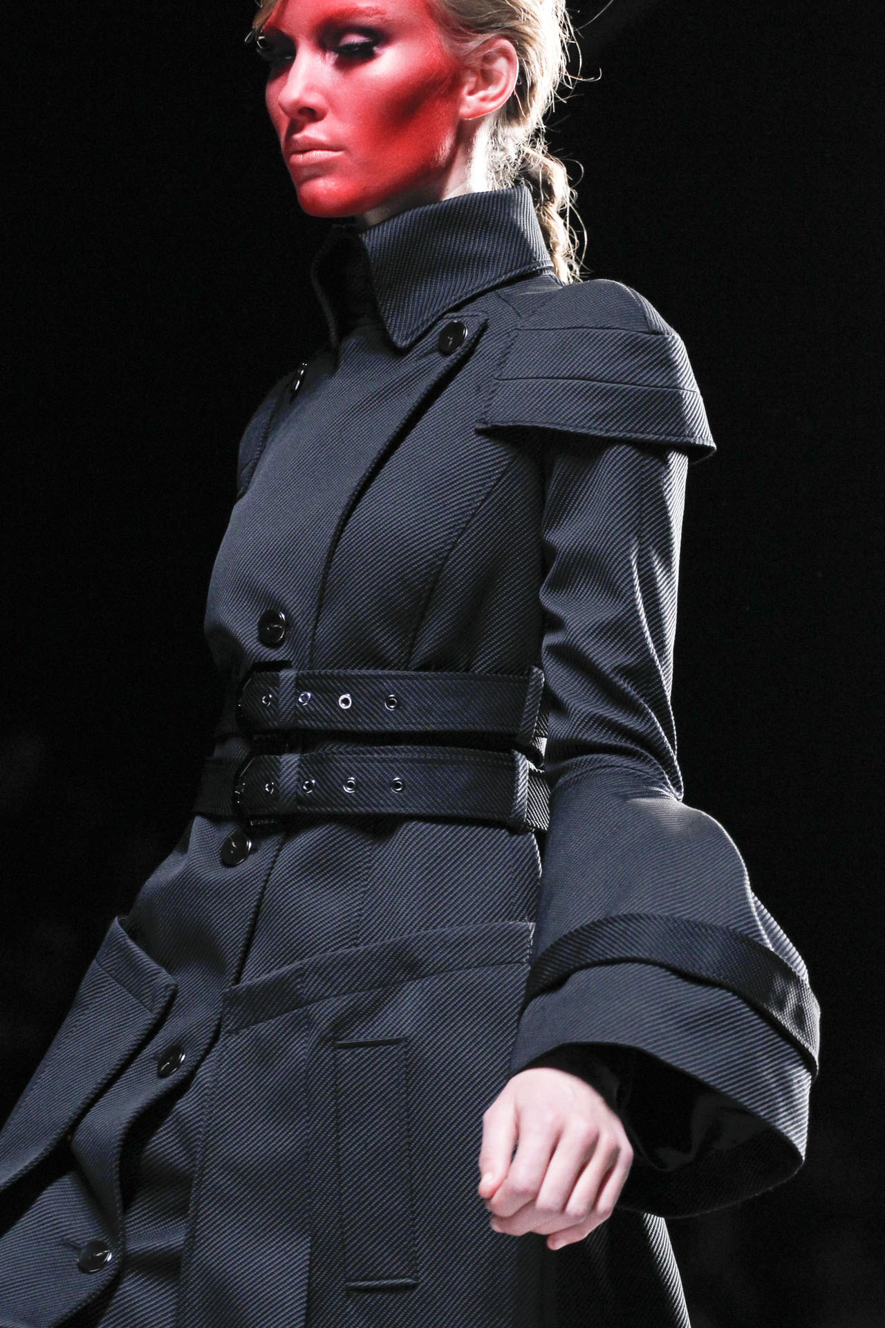 Viktor & Rolf 2011ﶬϸڸͼƬ