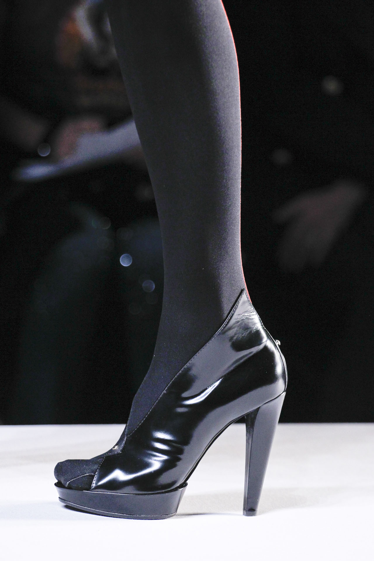 Viktor & Rolf 2011ﶬϸڸͼƬ