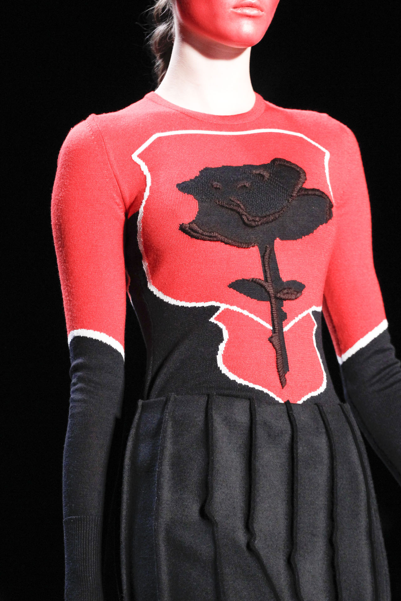 Viktor & Rolf 2011ﶬϸڸͼƬ