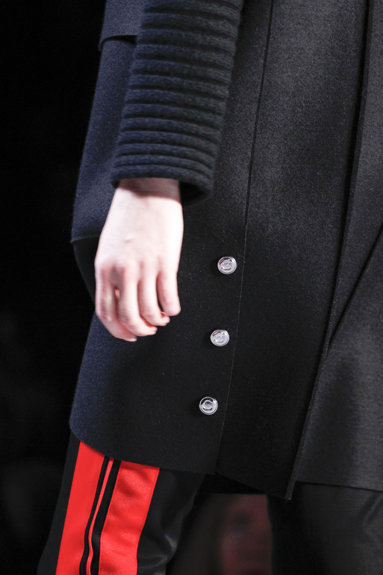 Viktor & Rolf 2011ﶬϸڸͼƬ