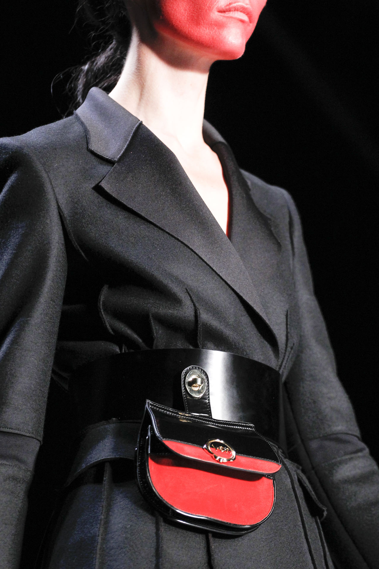 Viktor & Rolf 2011ﶬϸڸͼƬ