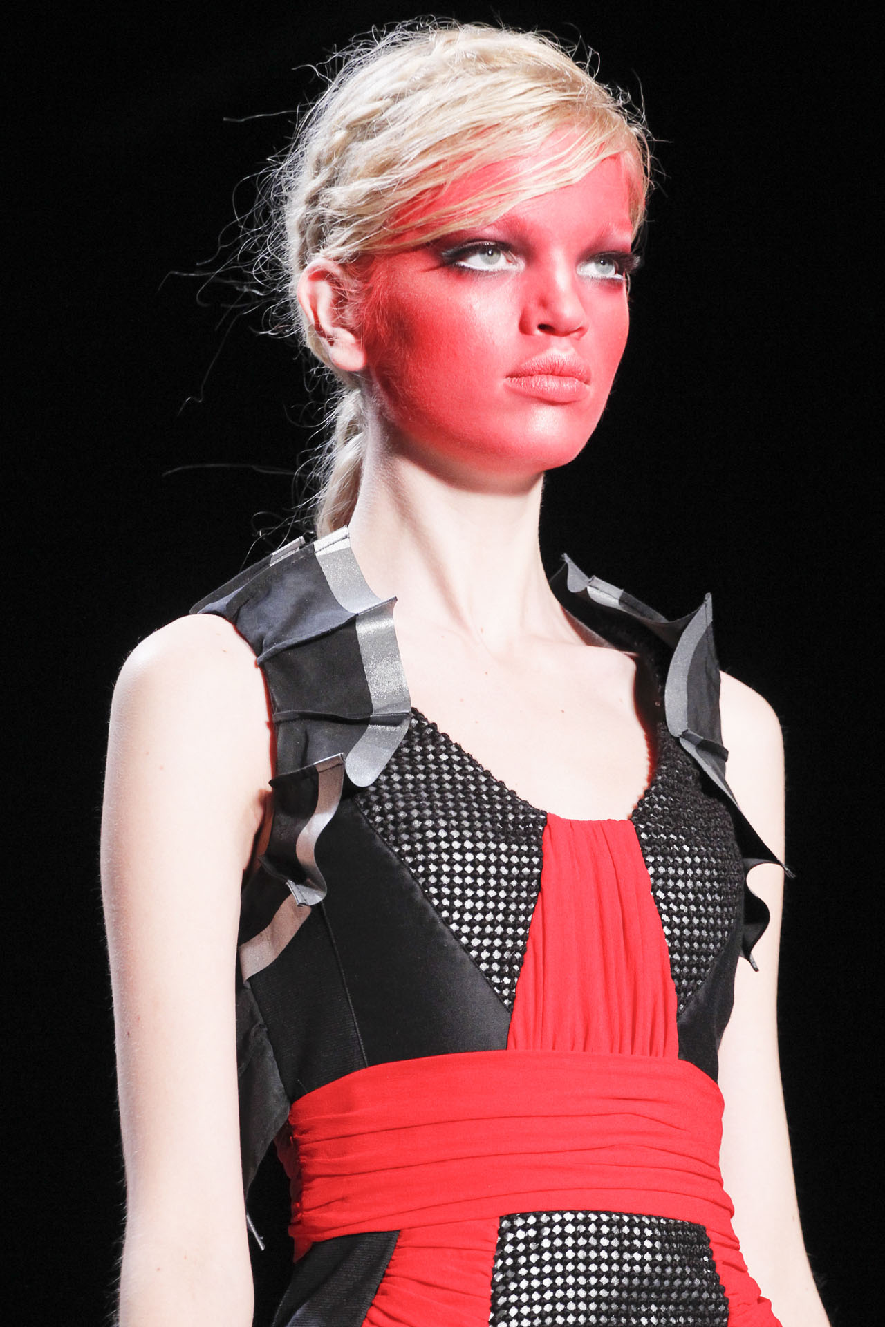 Viktor & Rolf 2011ﶬϸڸͼƬ