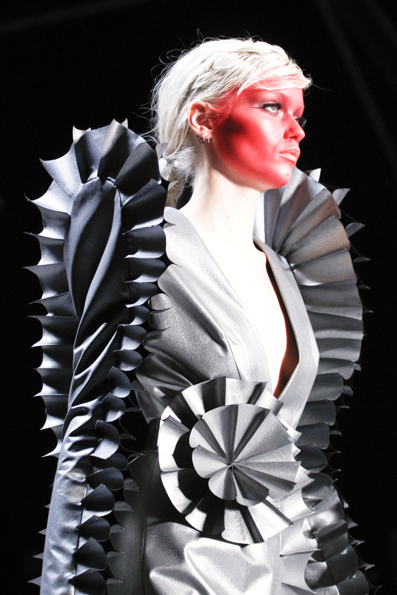 Viktor & Rolf 2011ﶬϸڸͼƬ