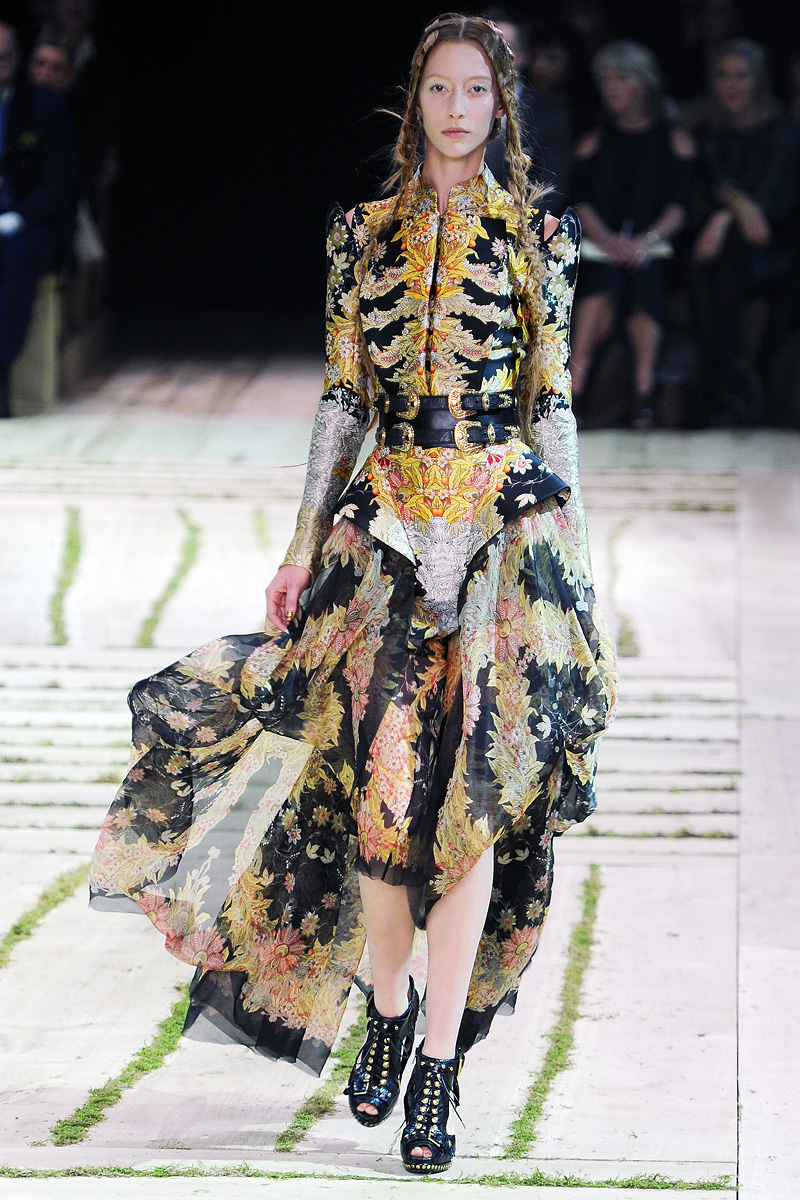 Alexander McQueen 2011 LookbookͼƬ