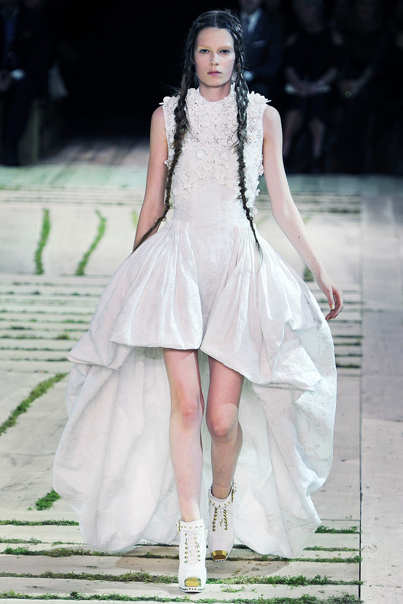 Alexander McQueen 2011 LookbookͼƬ