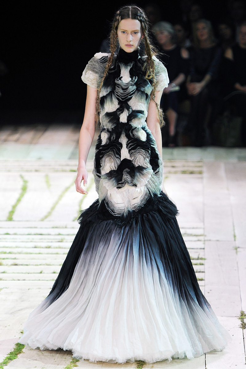 Alexander McQueen 2011 LookbookͼƬ