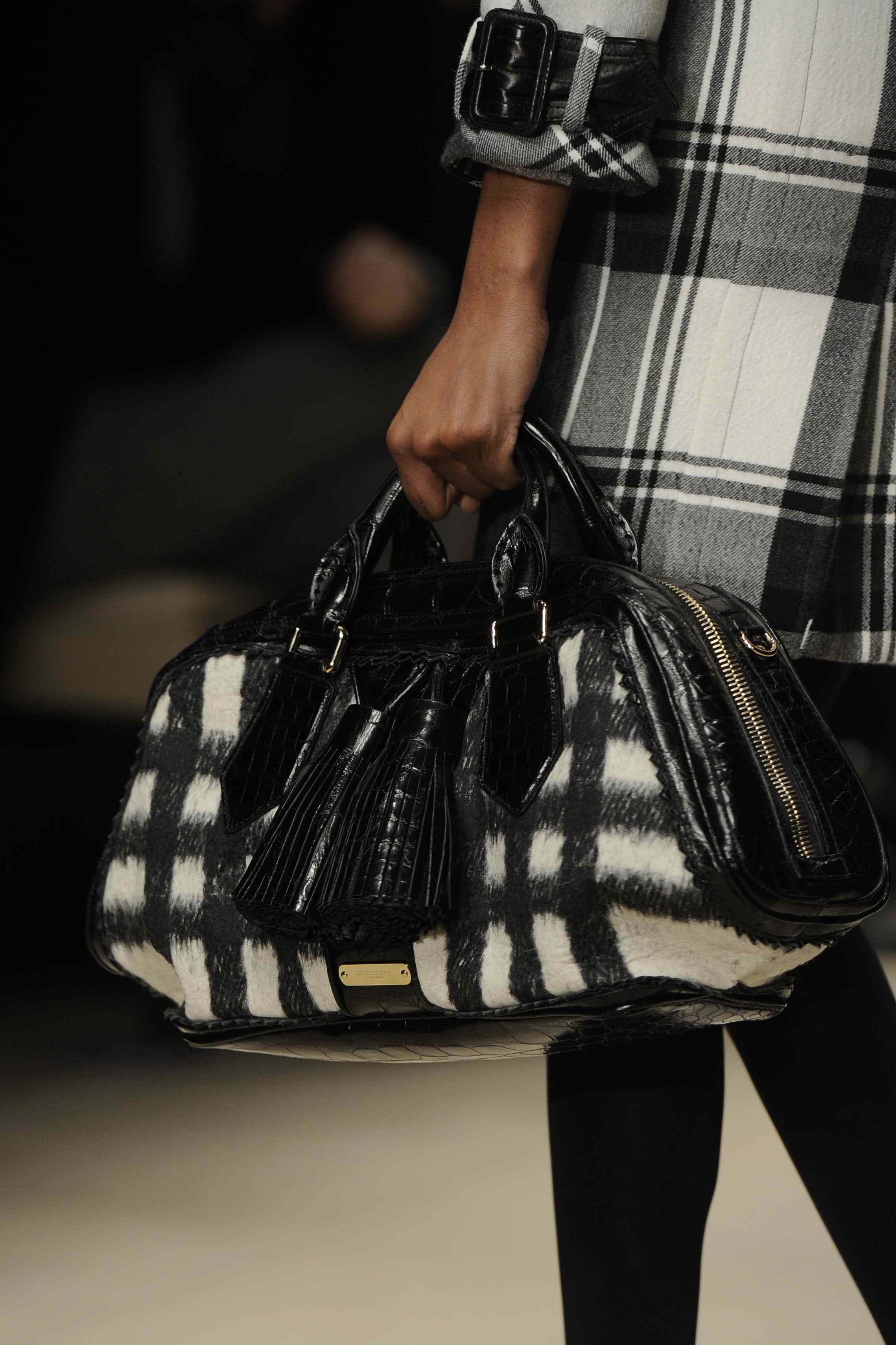 Burberry Prorsum 2011ﶬŮʿͼƬ