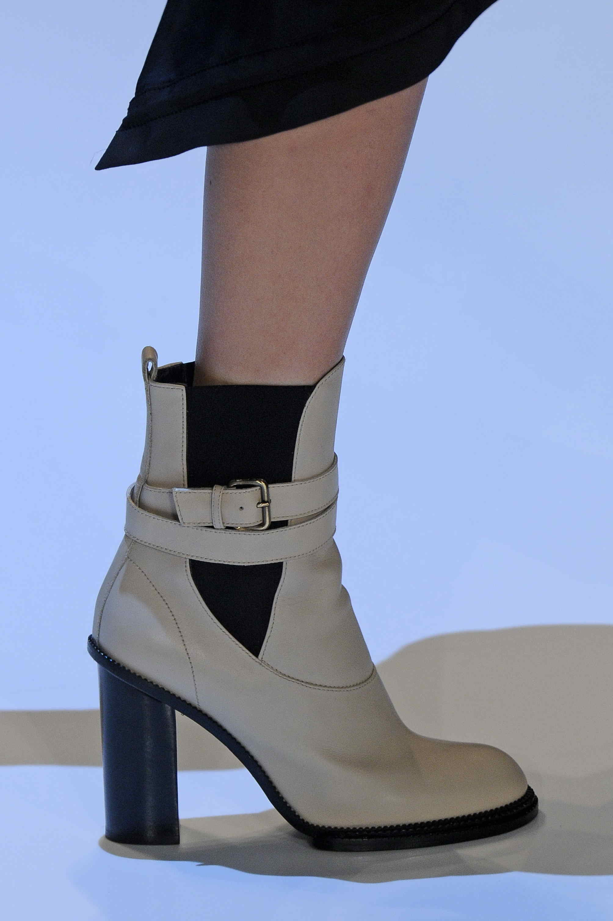 Derek Lam 2011ﶬŮʿЬĸͼƬ