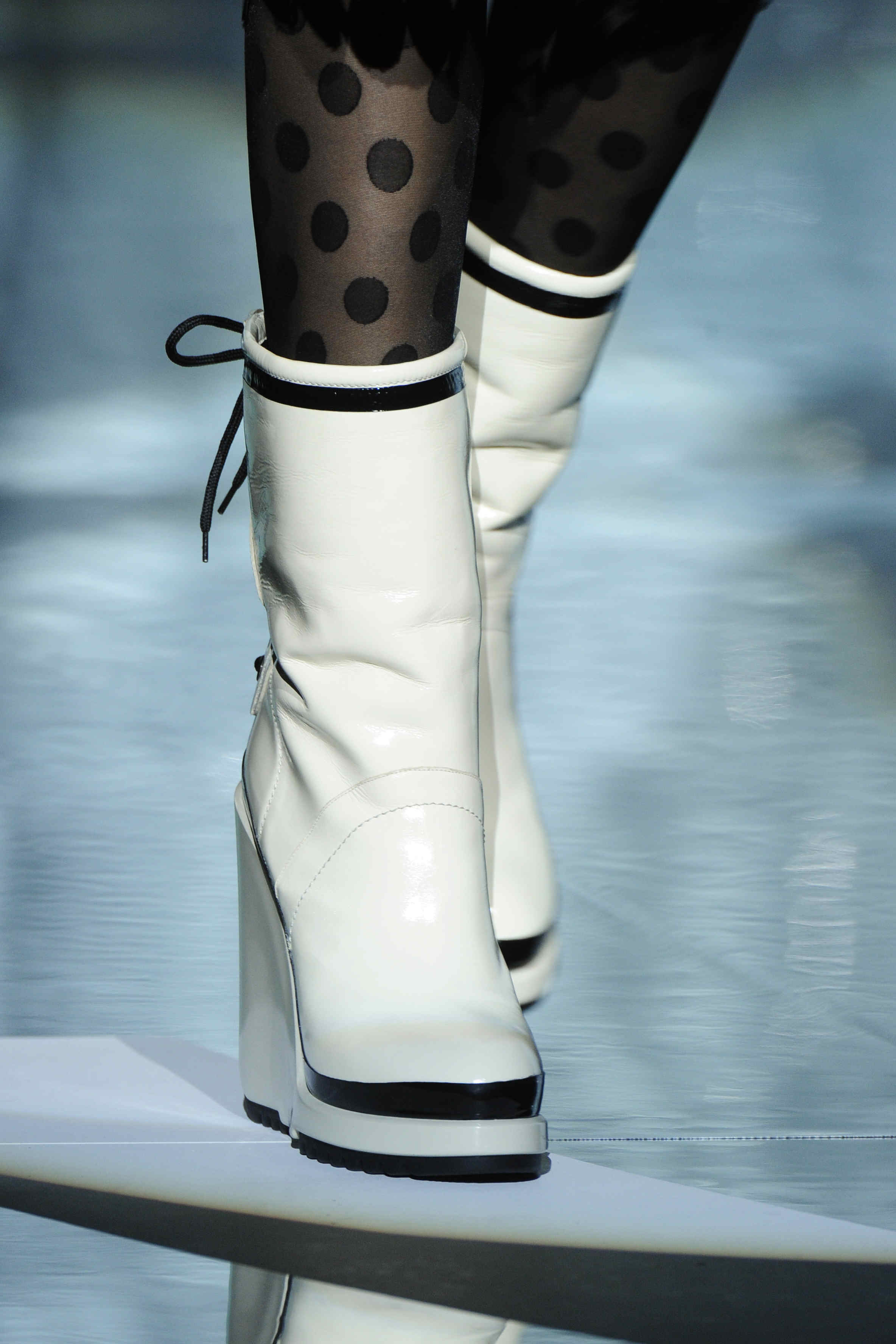 Marc Jacobs 2011ﶬŮʿЬĸͼƬ