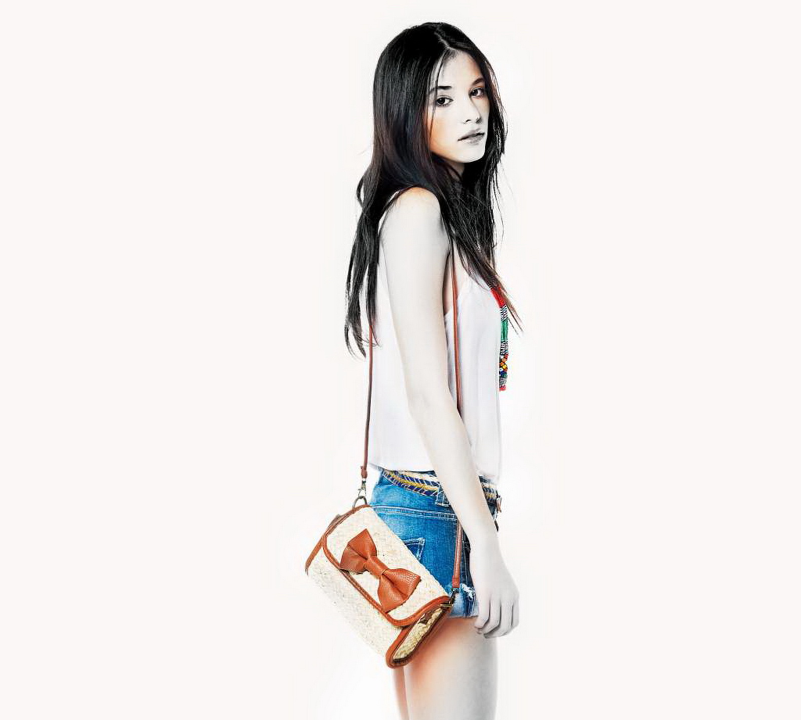 Bershka Denim Hands Upϵ2011LookbookͼƬ