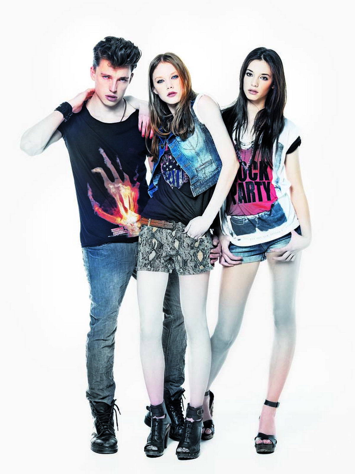 Bershka Denim Rock Upϵ2011LookbookͼƬ