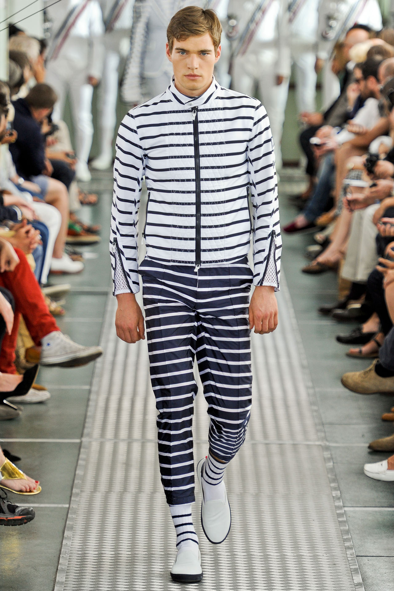 Moncler Gamme Bleu 2012װͼƬ