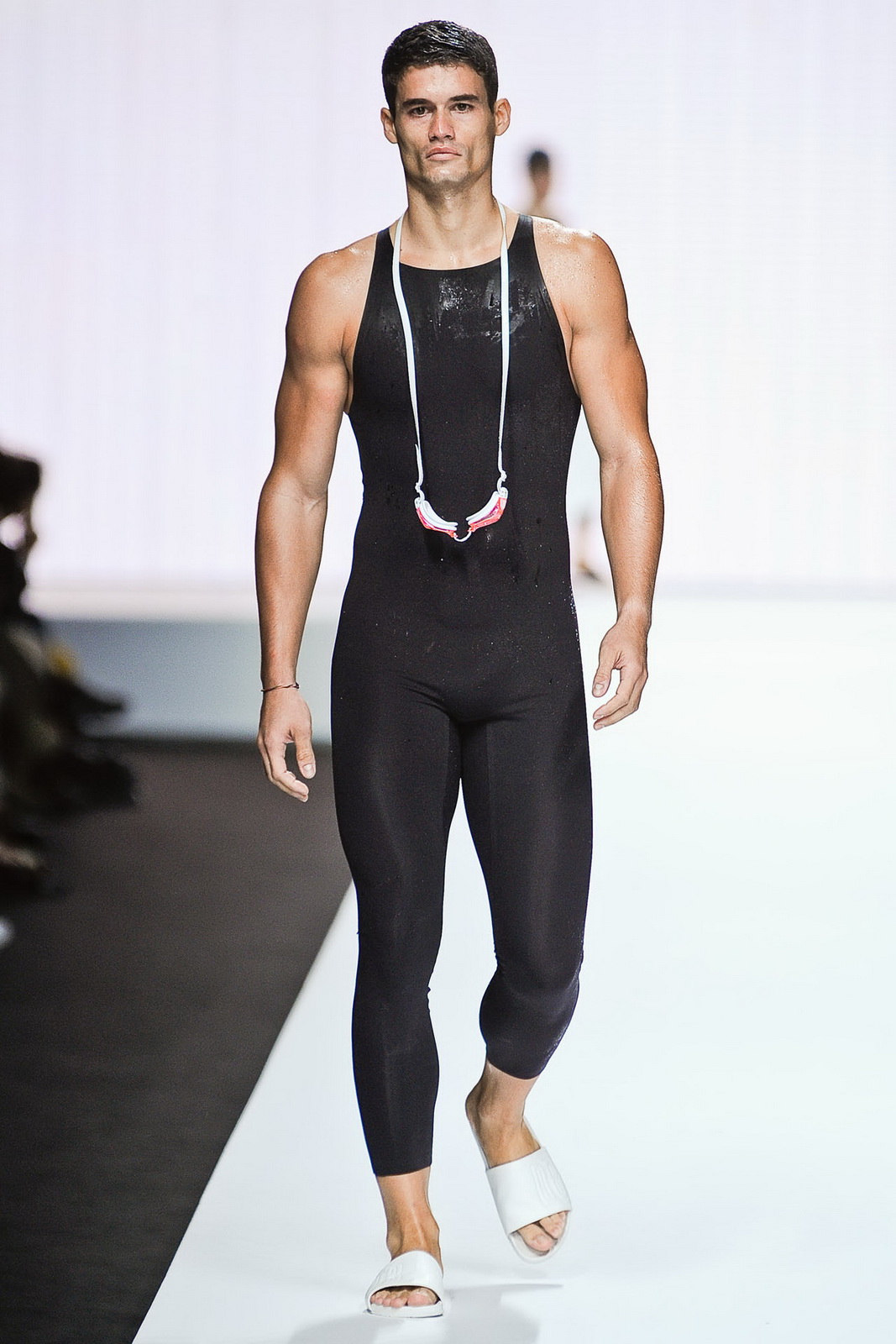 Dirk Bikkembergs Sport Couture 2012װͼƬ