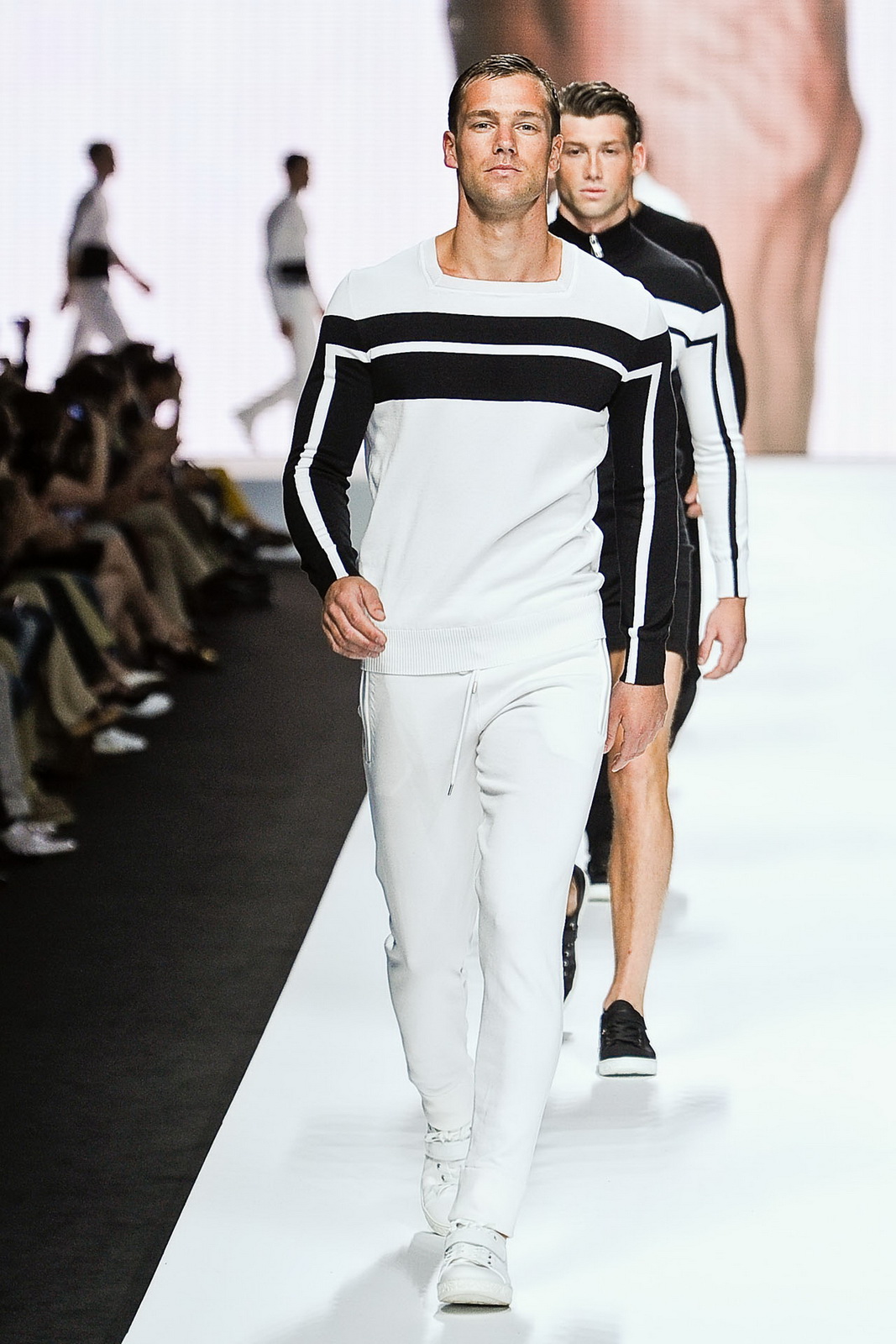 Dirk Bikkembergs Sport Couture 2012װͼƬ