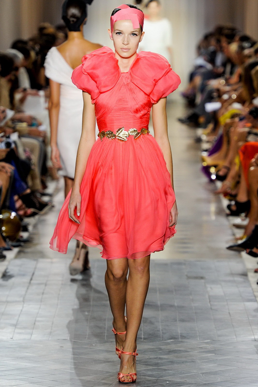 Giambattista Valli 2011ﶬ߼ ͼƬ