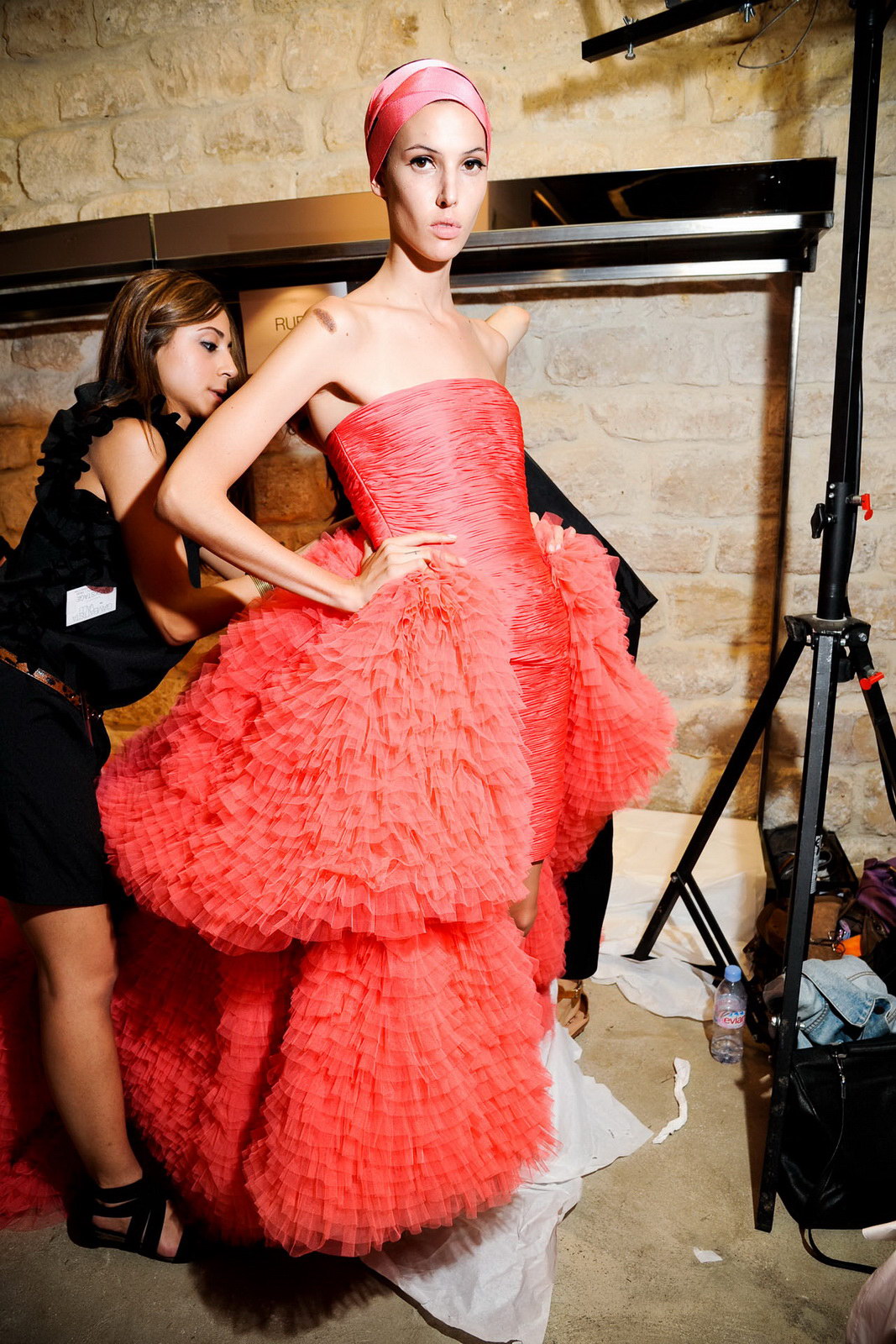 Giambattista Valli 2011ﶬ߼ƺ̨ ͼƬ