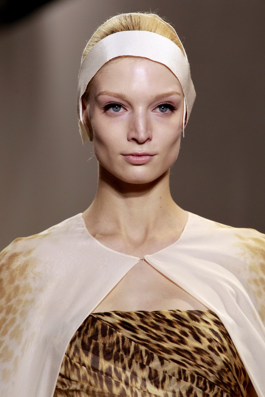 Giambattista Valli 2011ﶬ߼ϸ ͼƬ