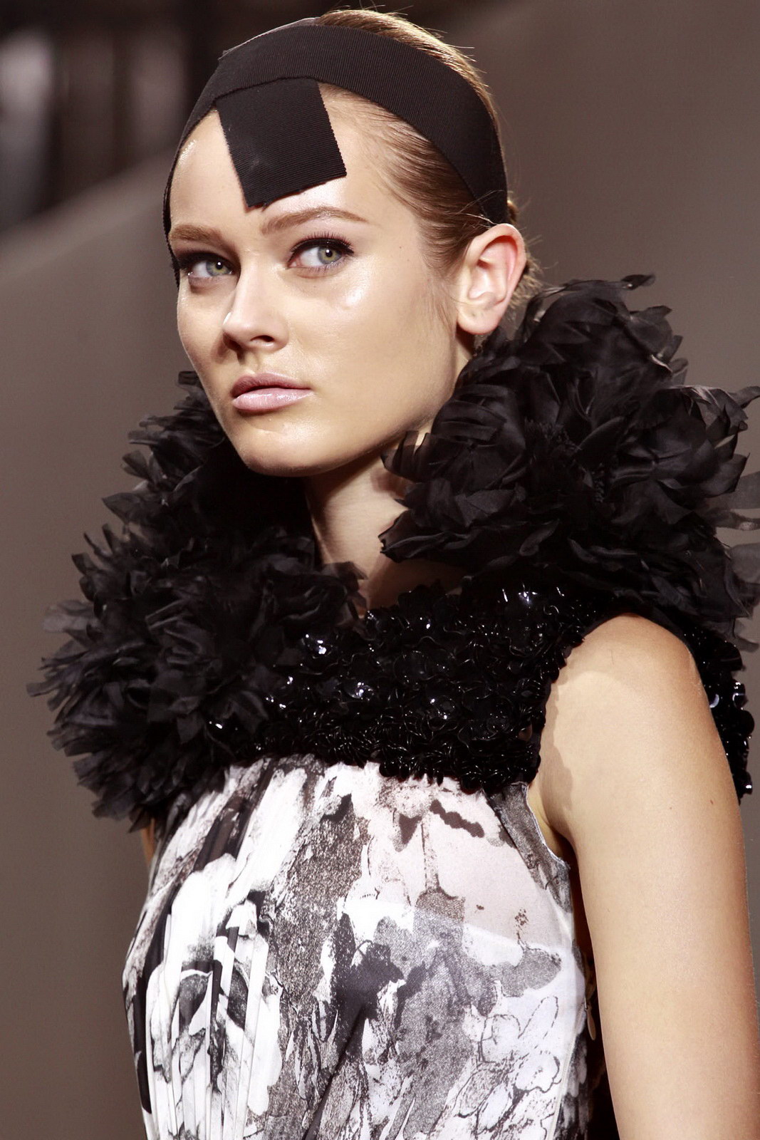 Giambattista Valli 2011ﶬ߼ϸ ͼƬ