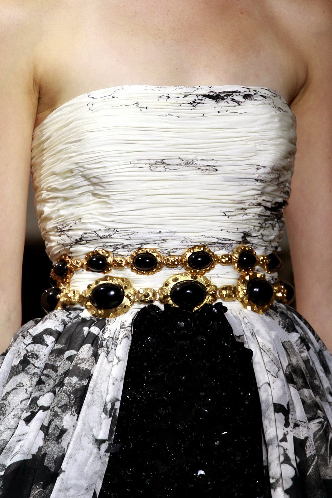 Giambattista Valli 2011ﶬ߼ϸ ͼƬ