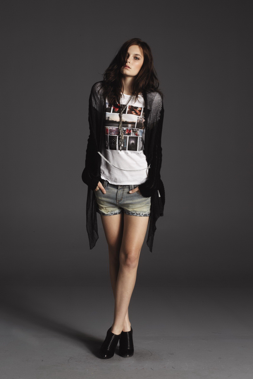 Armani Exchange 2011ﶼϵŮװlookbook ͼƬ