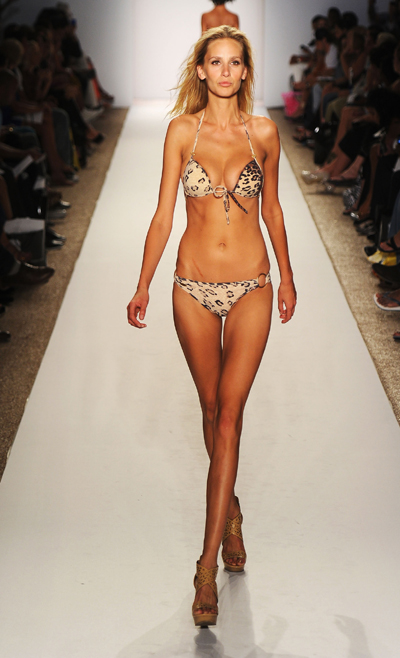 Perfect Tan Bikini 2012Ӿװ㳡ͼƬ