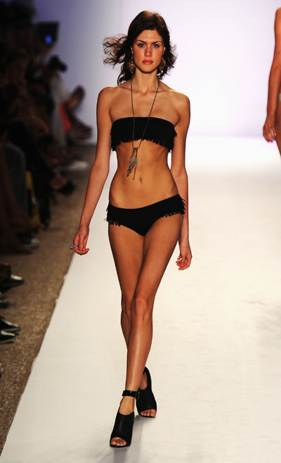 TAVIK Swimwear 2012Ӿװ㳡ͼƬ