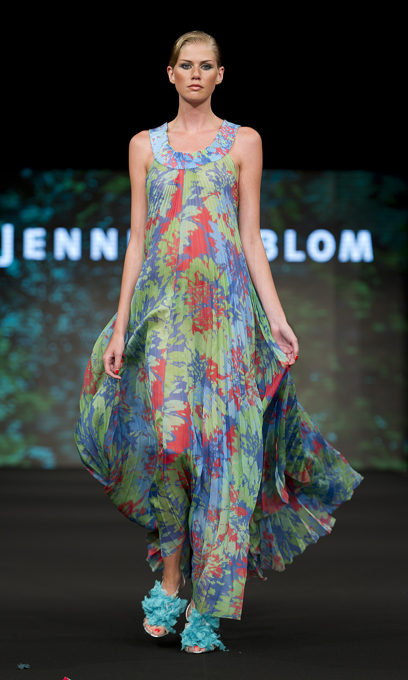 Jennifer Blom 2012 ˹¸ĦͼƬ