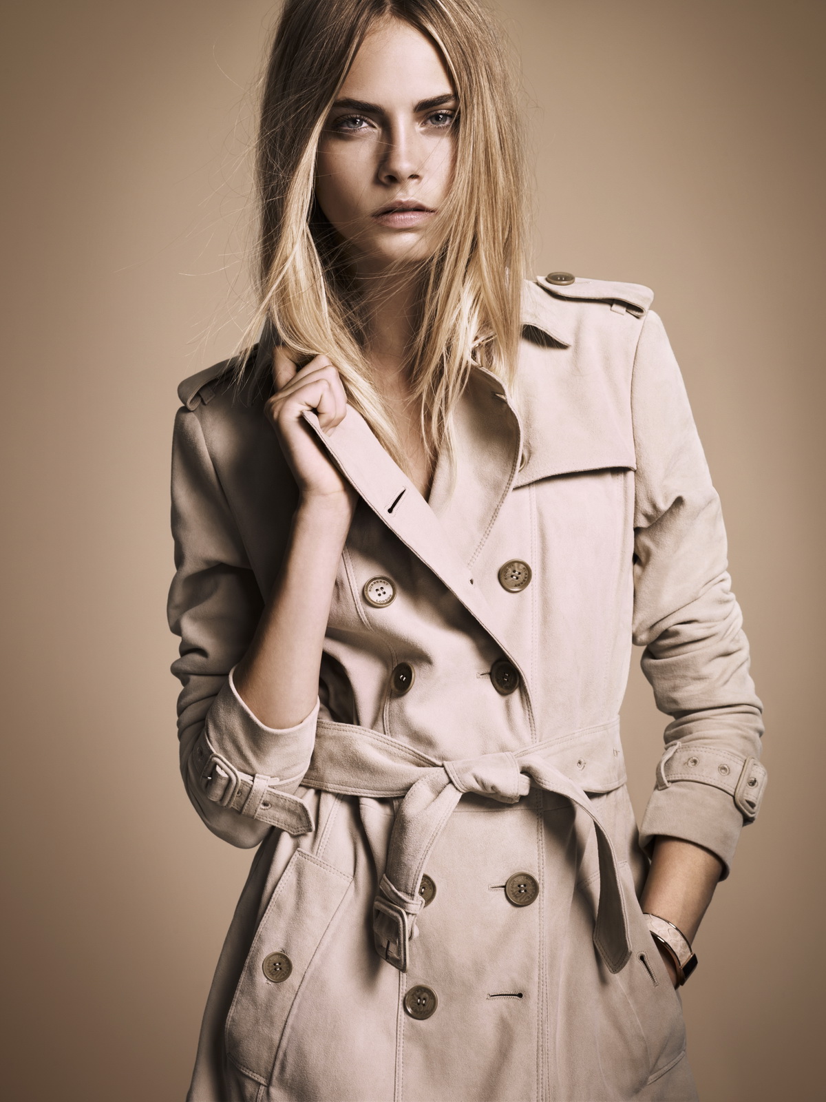 Burberry 2011秋冬裸色系列look