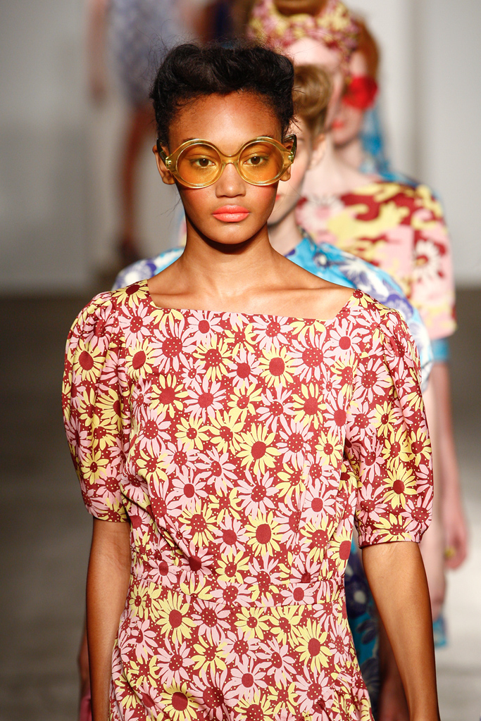 Karen Walker 2012㳡ͼƬ