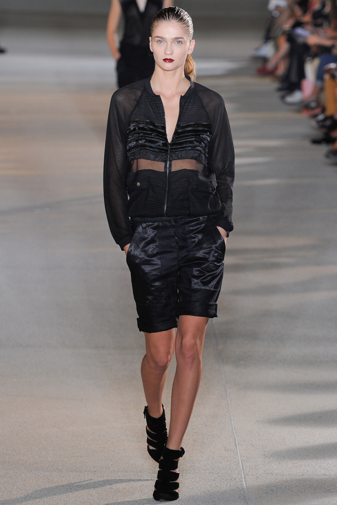 Anthony Vaccarello 2012㳡ͼƬ