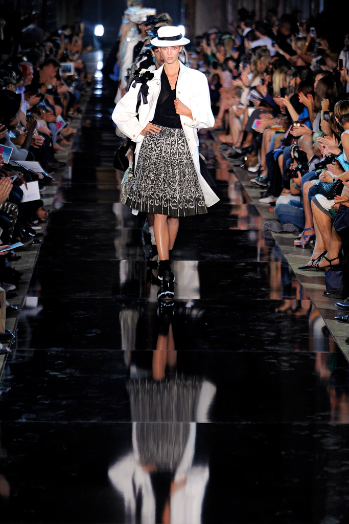 John Galliano 2012㳡ͼƬ