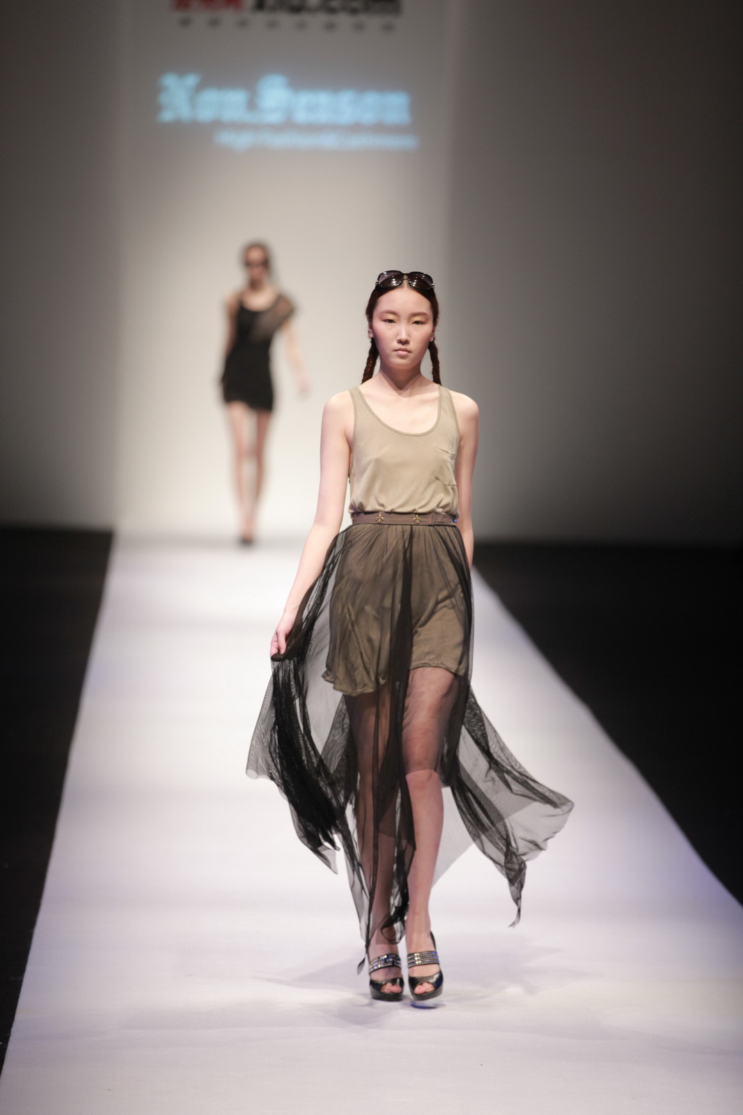 YOUNG DESIGNERSFOR XIU 2012 ͼƬ