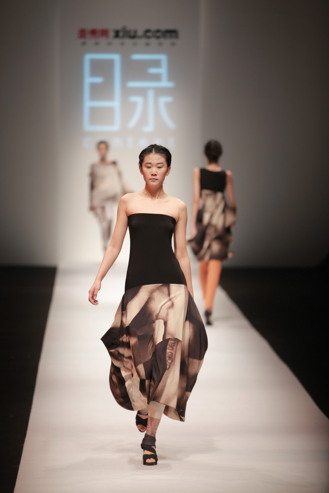 YOUNG DESIGNERSFOR XIU 2012 ͼƬ