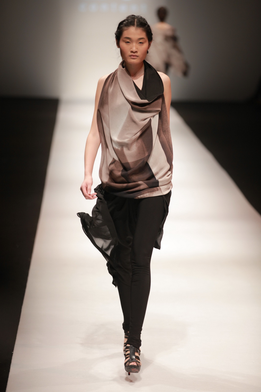 YOUNG DESIGNERSFOR XIU 2012 ͼƬ