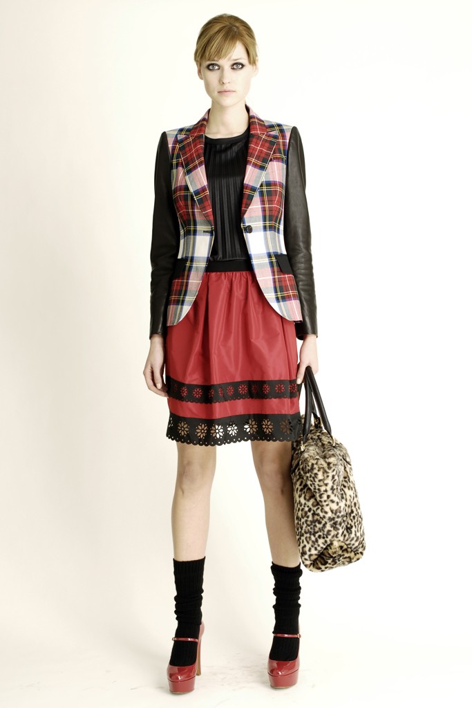 Moschino Cheap & Chic 2012 ϵиͼƬ