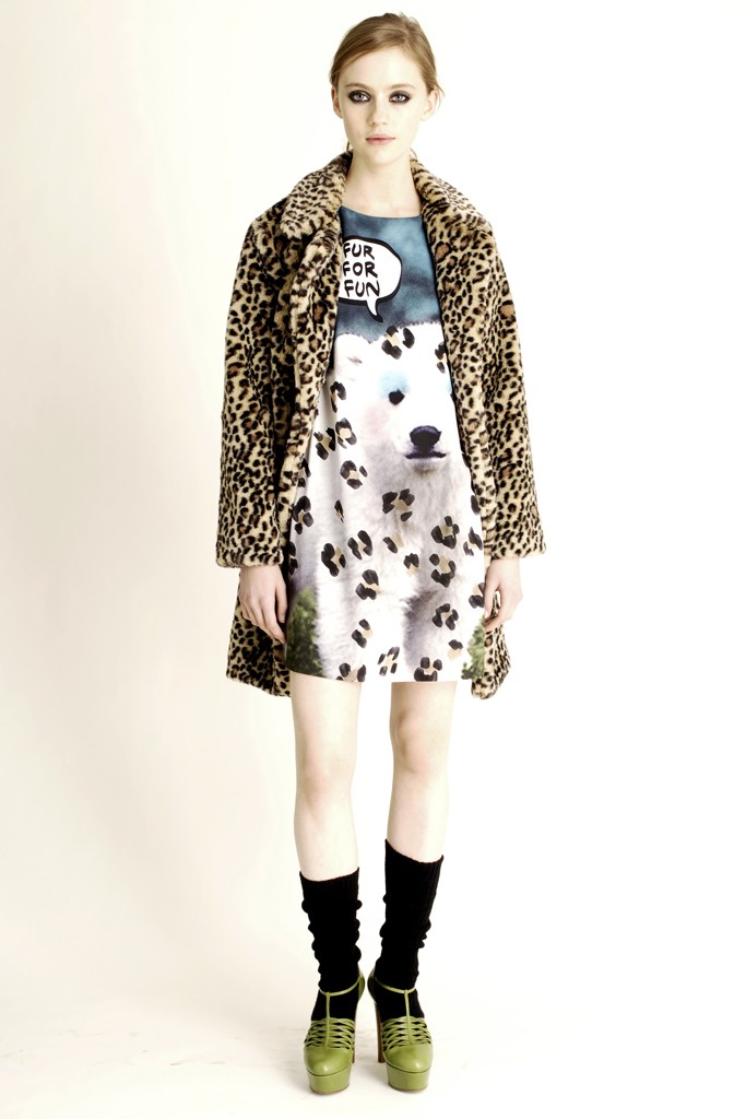 Moschino Cheap & Chic 2012 ϵиͼƬ