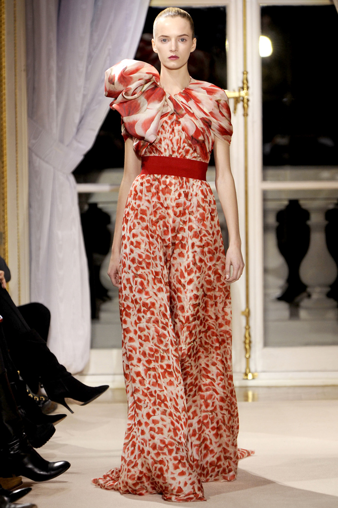 Giambattista Valli 2012ĸ߼ƸͼƬ