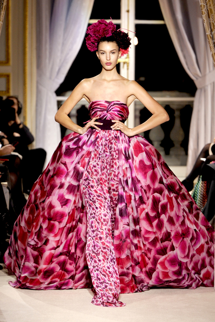 Giambattista Valli 2012ĸ߼ƸͼƬ