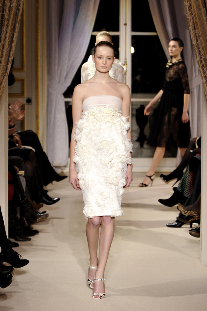 Giambattista Valli 2012ĸ߼ƸͼƬ