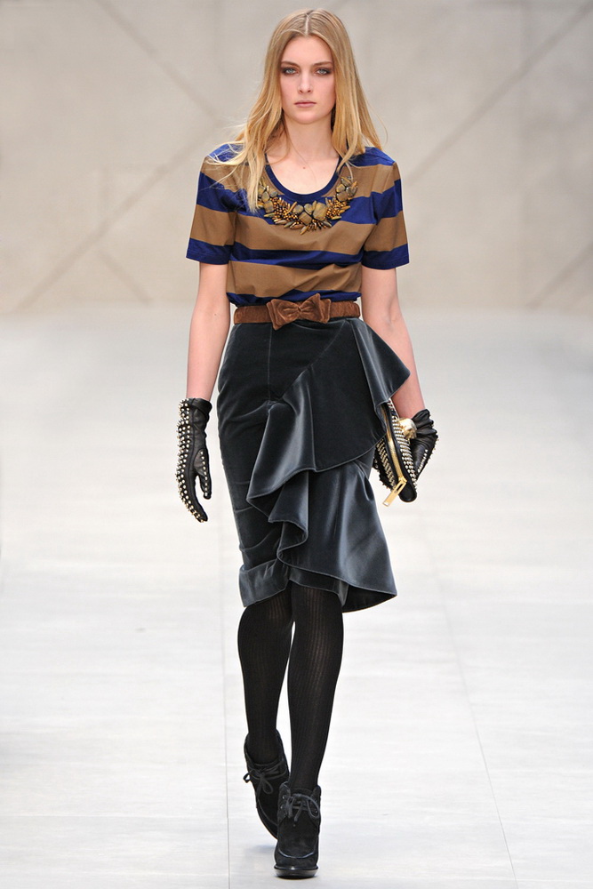 Burberry Prorsum 2012ﶬ¸ͼƬ