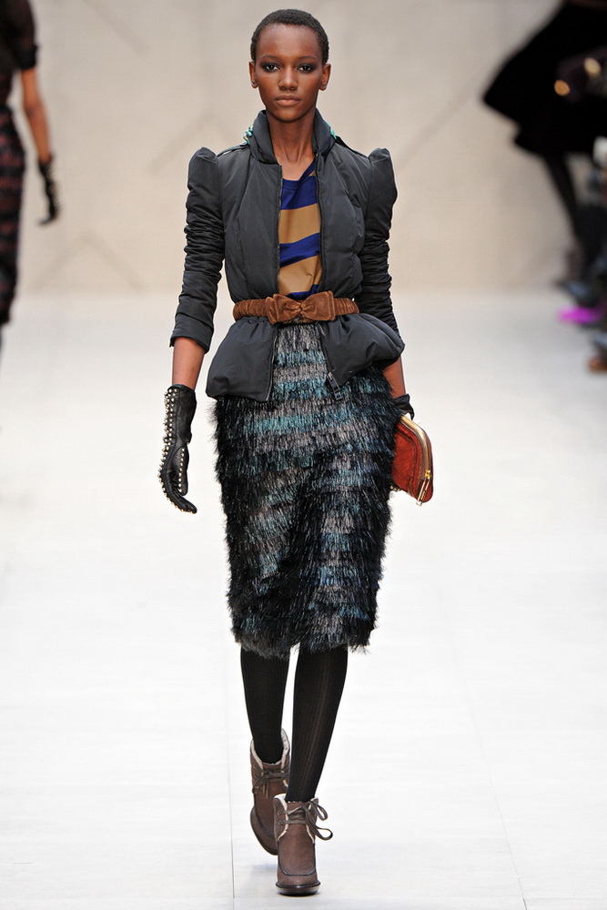 Burberry Prorsum 2012ﶬ¸ͼƬ