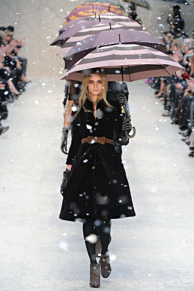 Burberry Prorsum 2012ﶬ¸ͼƬ