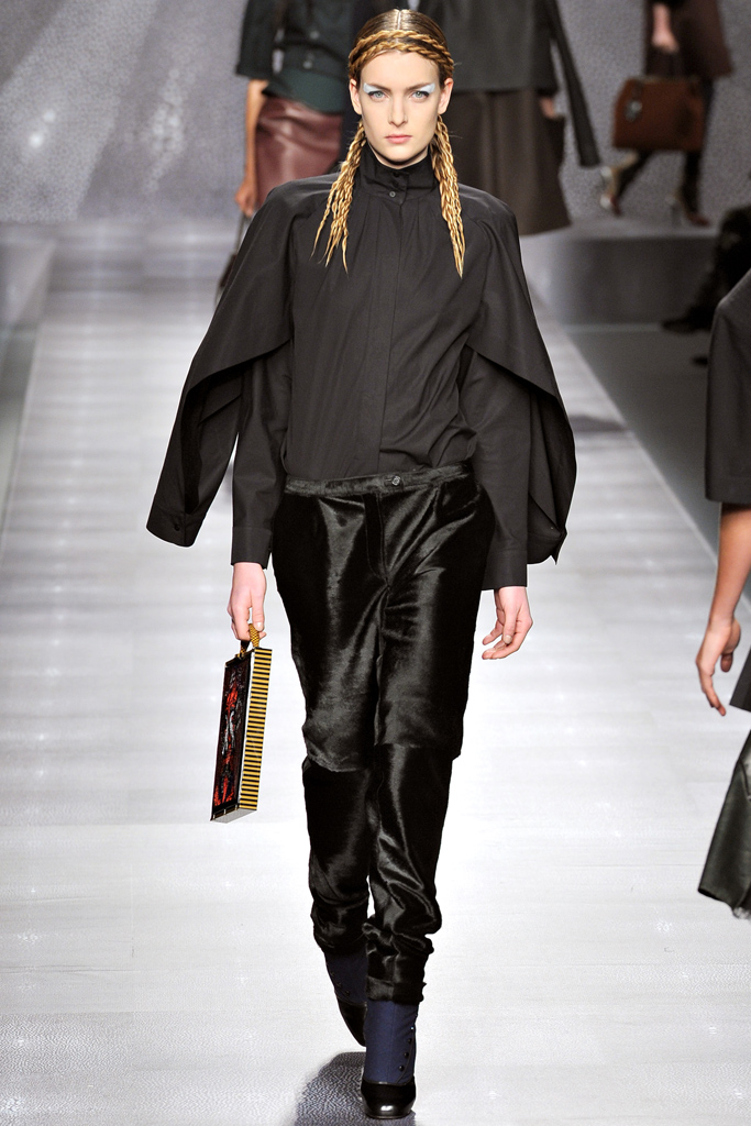 Fendi 2012ﶬ¸ͼƬ