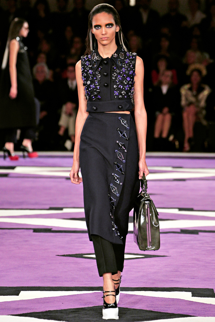 Prada 2012ﶬ¸ͼƬ