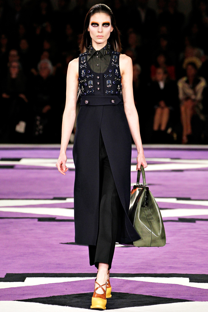 Prada 2012ﶬ¸ͼƬ